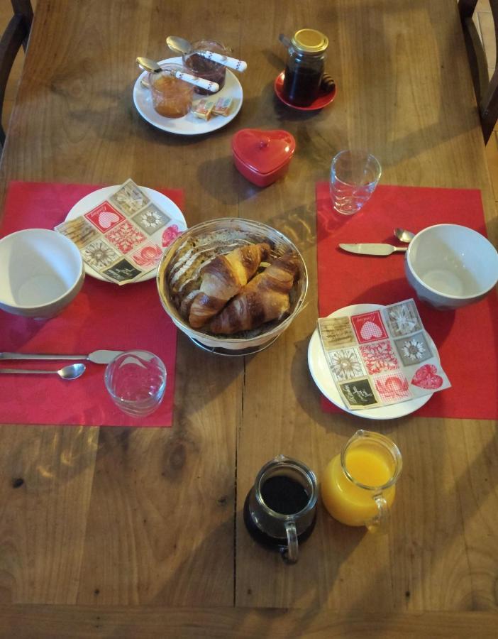 Chez Sylvie, Chambre Calme Saint-Leon-sur-Vezere Luaran gambar
