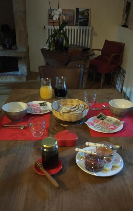 Chez Sylvie, Chambre Calme Saint-Leon-sur-Vezere Luaran gambar
