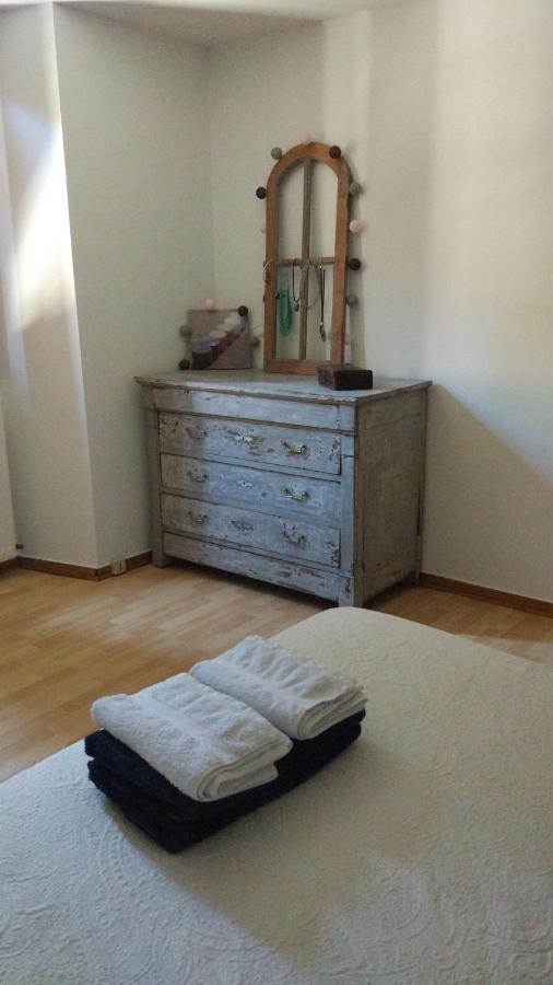 Chez Sylvie, Chambre Calme Saint-Leon-sur-Vezere Luaran gambar